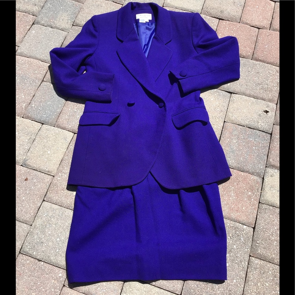 Ladies Suit